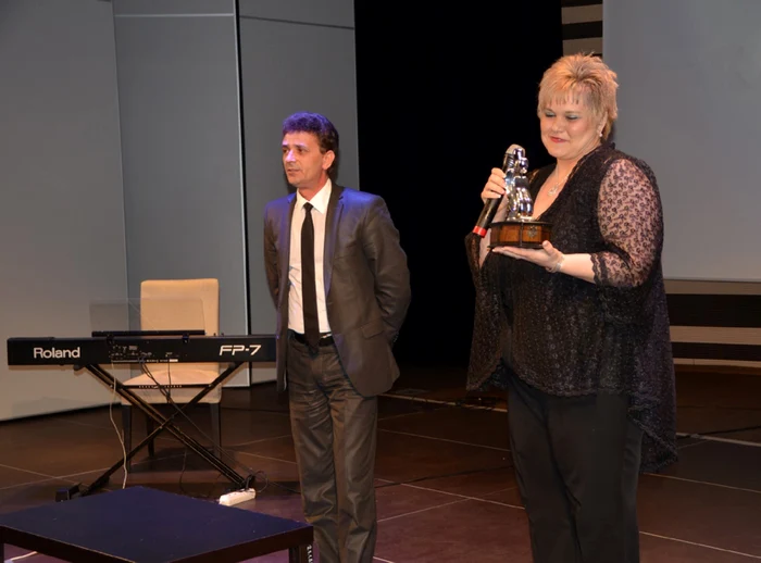 Maria Adriana Kaboub şi-a adjudecat primul trofeu pentru teatru acordat la Slatina...