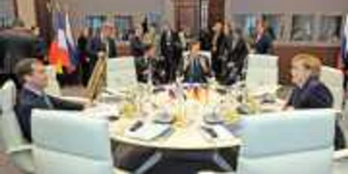 Întâlnirea de la Deauville trimite un mesaj potenţial neliniştitor pentru statele UE şi NATO din estul Europei 
