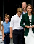 Prințesa Kate, Prințul William, Prințesa Charlotte, Prințul George și Prințul Louis la Jocurile Commonwealth GettyImages 2287867730 jpg