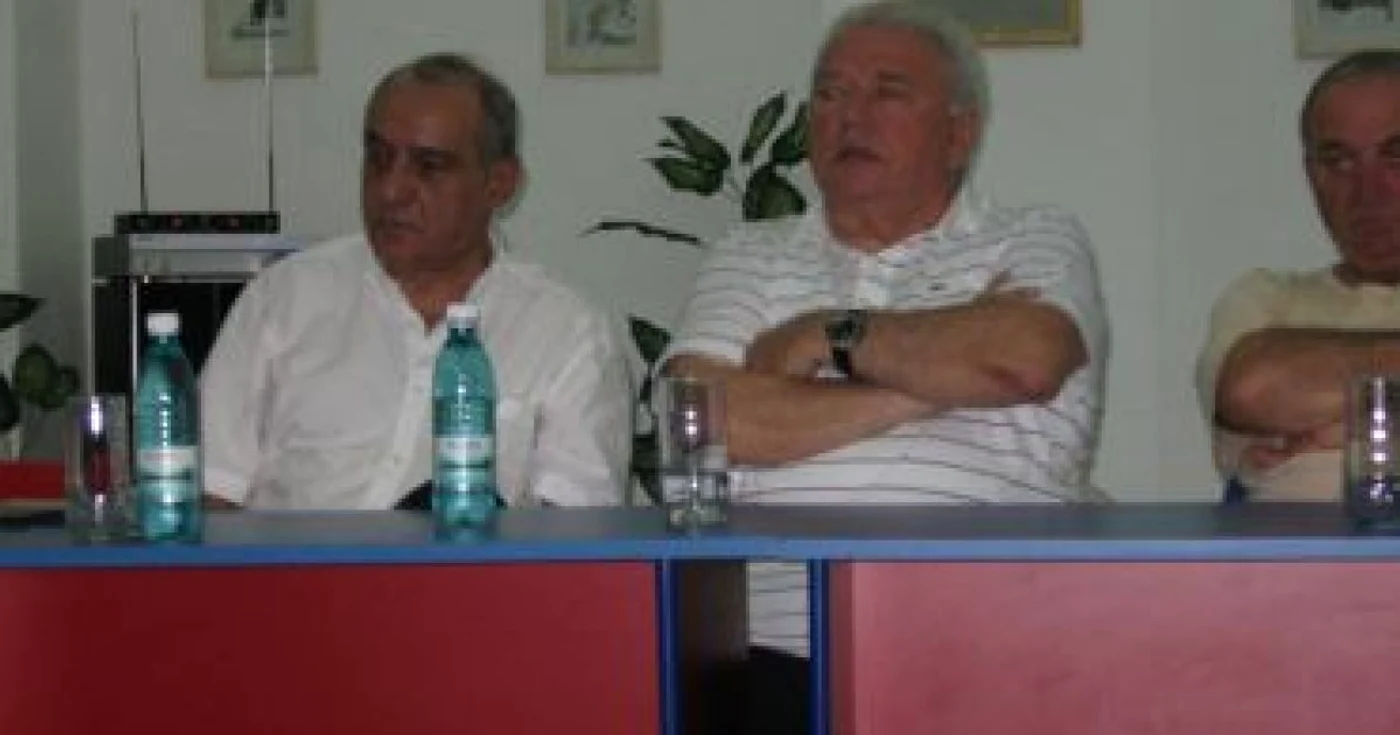 Slatina: Ioan Talpeş a lansat „În umbra marelui Hidalgo“