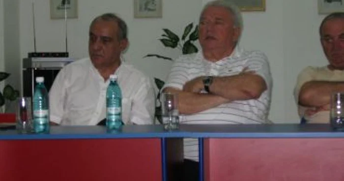 Slatina: Ioan Talpeş a lansat „În umbra marelui Hidalgo“