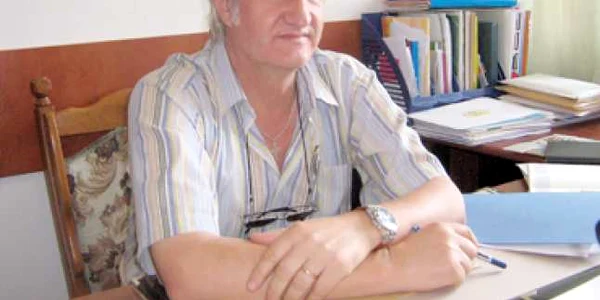 Banii sătmărenilor merg pe poeţii sârbi