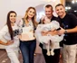 "La noi în Ardeal nu se practică partea cu turta, doar s-a tăiat moțul de ziua fetiței, pe 10 martie și am pregătit tava cu obiecte din care să aleagă ce îi place", ne-a mai spus Lavinia Mariș