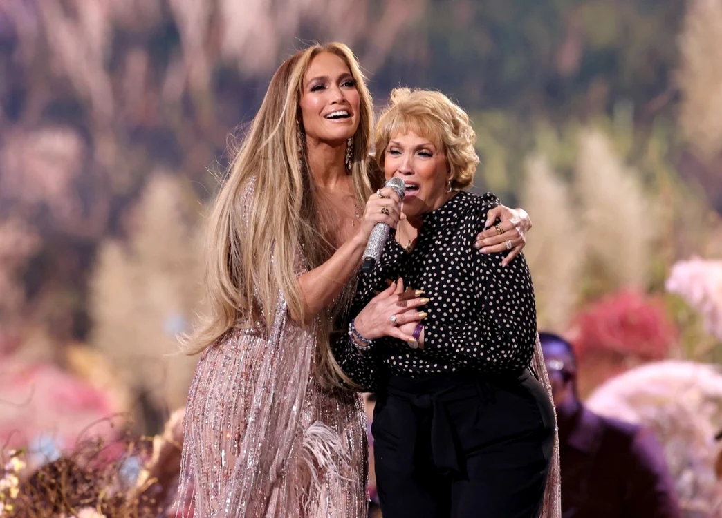 Jennifer Lopez şi mama sa, Guadalupe Rodríguez. Foto: Profimedia