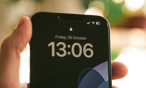iPhone cu iOS 16 1 FOTO Shutterstock jpg