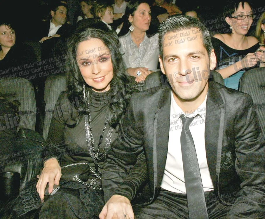 
    Noiembrie 2009  Ştefan, personaj principal Au venit împreună  