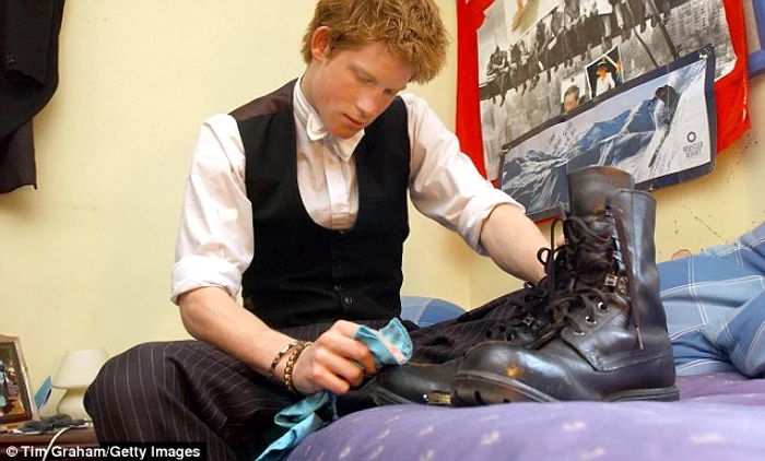 
    Prințul Harry, la 18 anifoto: arhivă  