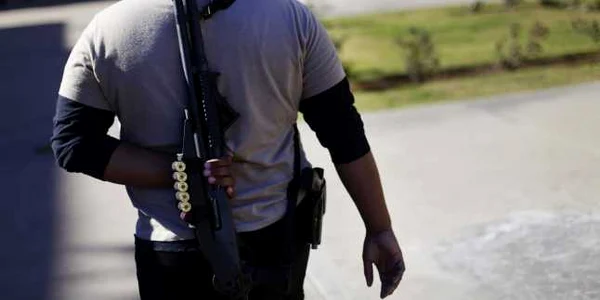 arma semiautomata masacru reuters