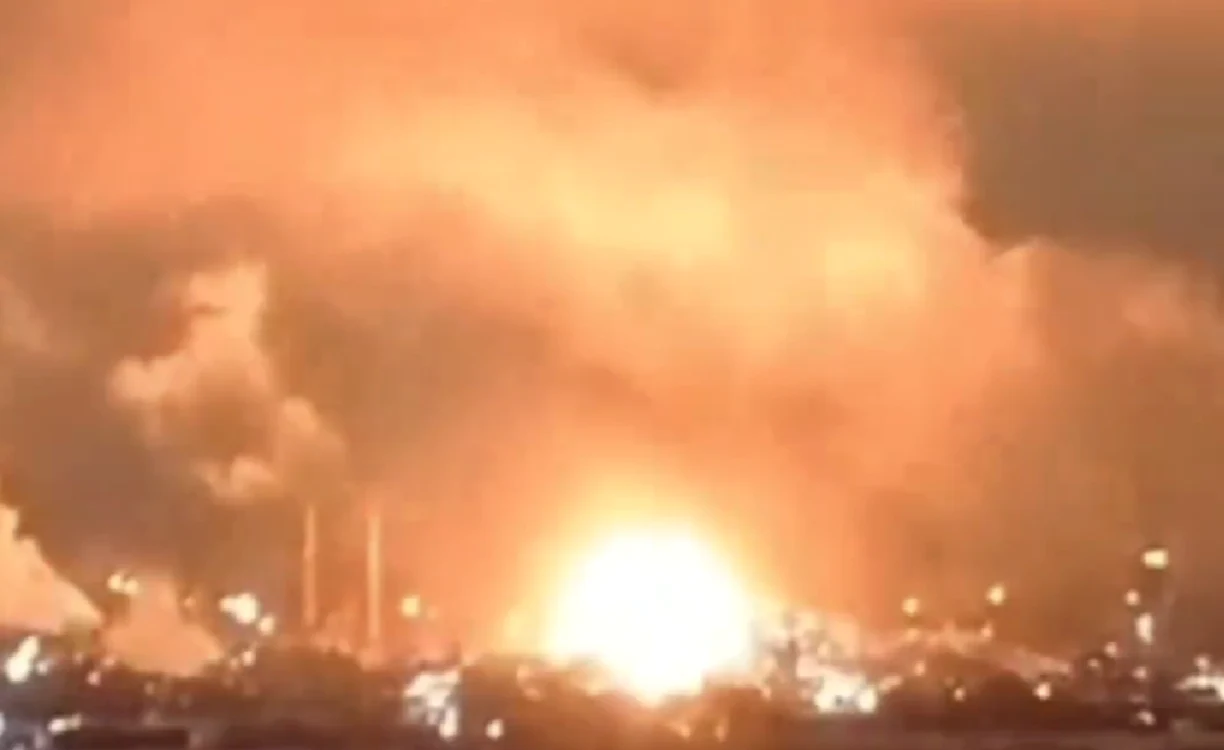 Explozie la o uzină din Rusia în urma unui atac cu drone FOTO Captură Video
