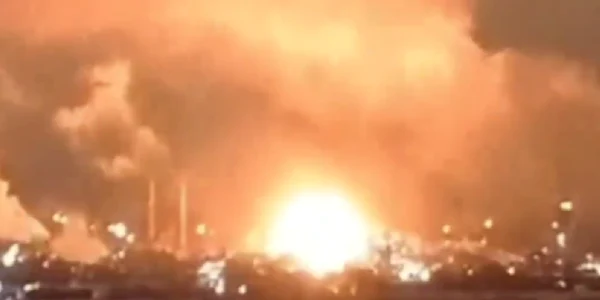 Explozie la o uzină din Rusia în urma unui atac cu drone FOTO Captură Video png
