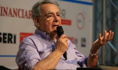 Dictările şi emisiunile erau complementare   interviu cu Bernard PIVOT jpeg