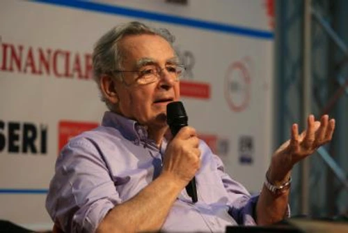 Dictările şi emisiunile erau complementare interviu cu Bernard PIVOT jpeg