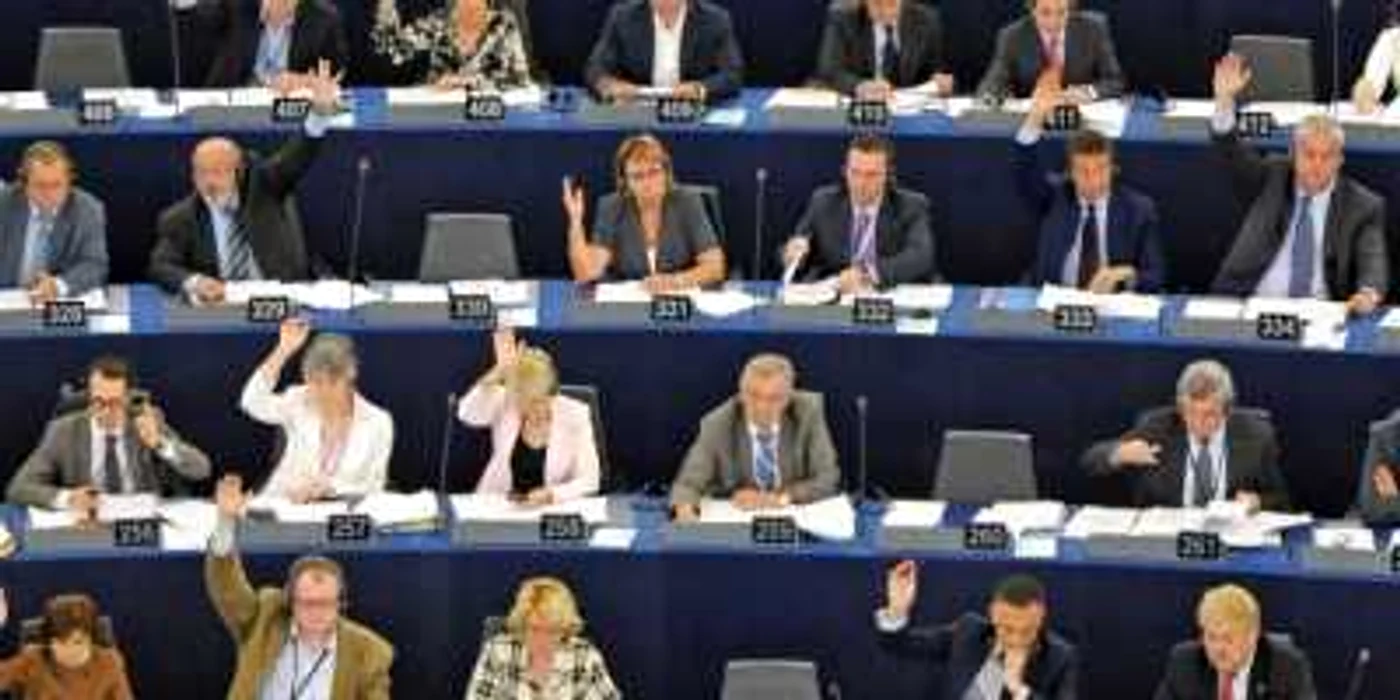 PE ne-a dat aviz favorabil pentru Schengen cu 487 de voturi „pentru“, 77 „împotrivă“ şi 29 de abţineri 