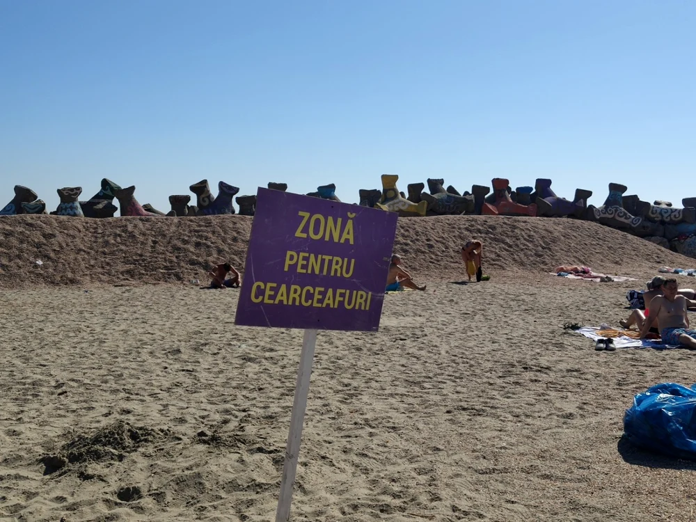 Zonă de plajă „la liber” FOTO: Călin Gavrilaș