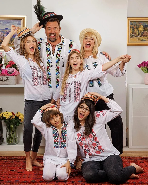 Horia Brenciu și familia de Ziua Națională a României / Foto: Instagram