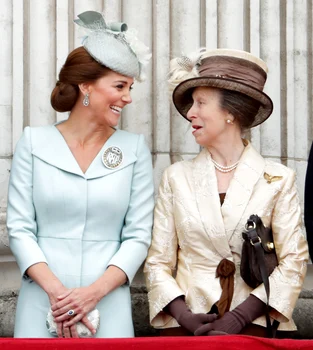 Kate Middleton, Prințesa Anne  
