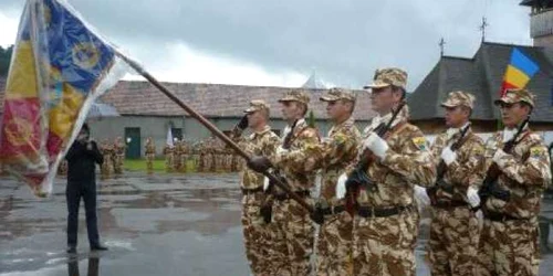 Şoimii Carpaţilor, la plecarea în misiunea din Afganistan, în luna iulie