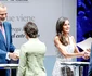 Spanioloaica a fost criticată că-și lasă la vedere firele albe
