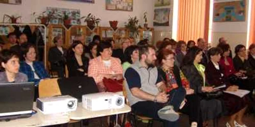 Profesorii sunt specializaţi în domeniul auto