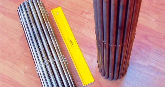 Un fascicul nuclear conţine 37 de teci de zirconiu, în fiecare dintre acestea găsindu-se 30 de pastile de uraniu. Energia produsă de un astfel de fascicul este echivalentă cu arderea a 1.100 de tone de huilă FOTO Nuclearelectrica