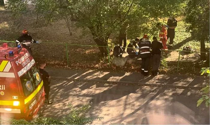 Trupul neînsuflețit al unui bărbat a fost găsit într-un canal din sectorul 3 al CapitaleiFoto: Observator