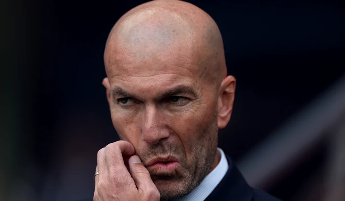 Zinedine Zidane, văzut drept potrivit pentru a fi selecționerul Franței (FOTO: EPA)