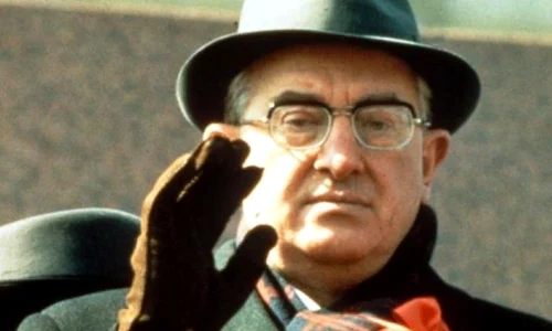 Curioasa viață a tovarășului Yuri Andropov jpeg