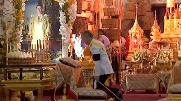 Rama al IX lea, defunctul rege al Thailandei, va fi incinerat după un an de doliu / VIDEO jpeg