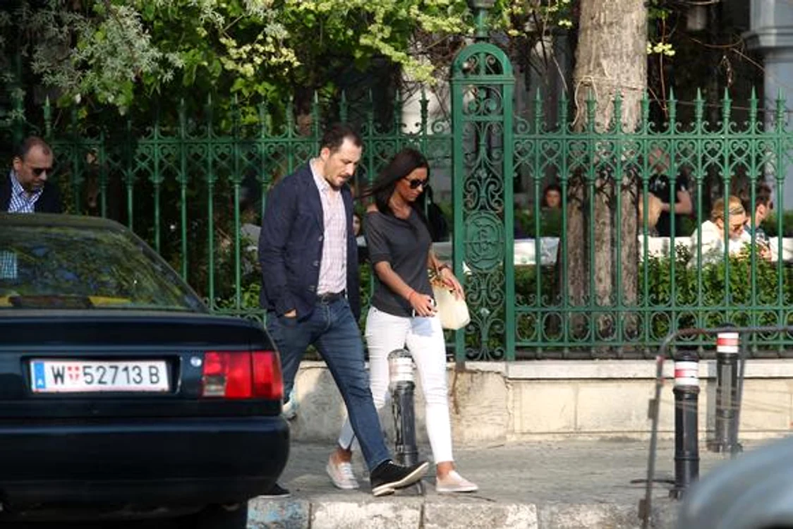 
    Ştefan a vorbit cu Cătălin MăruţăFoto Pro Tv  