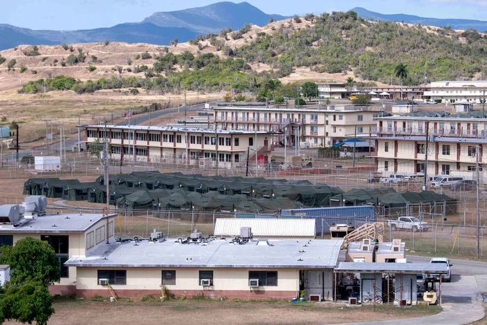 Trump vrea să aducă migranți în închisoarea Guantanamo. Foto: Profimedia Images