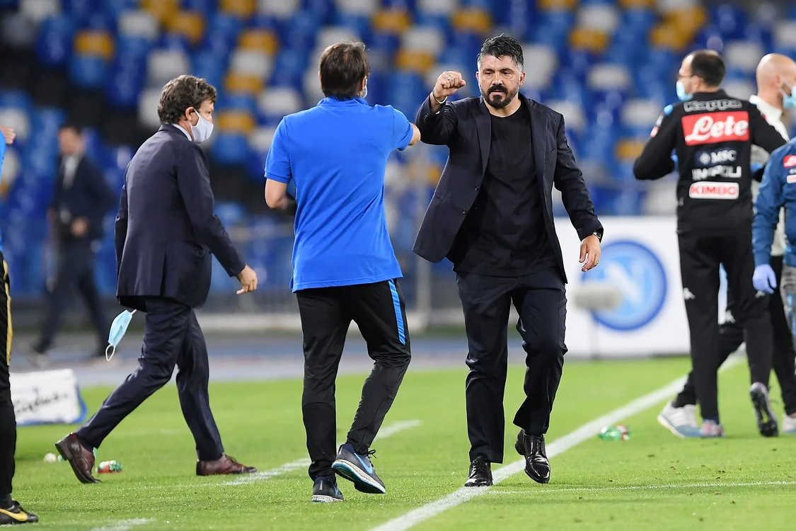 Gennaro Gattuso s-a salutat cu Antonio Conte după meciFoto: Guliver / GettyImages