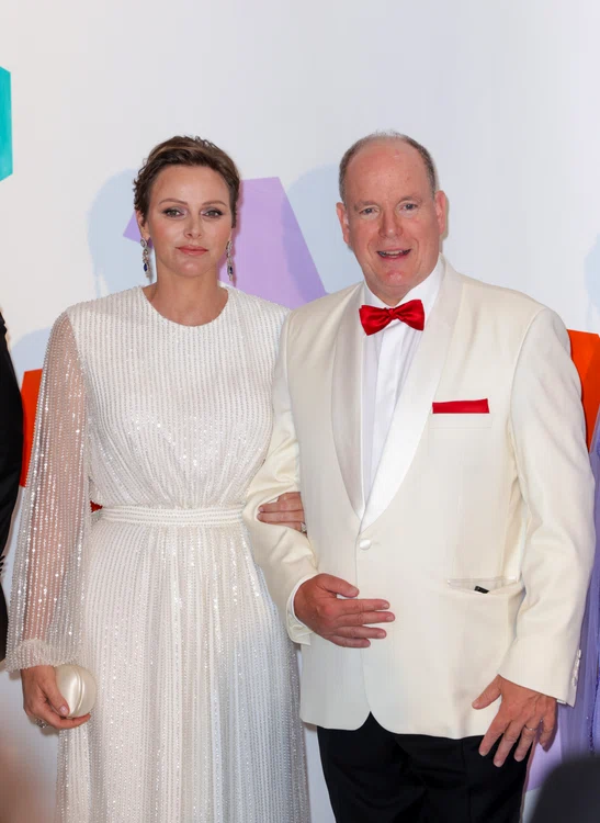 Prințul Albert și Prințesa Charlene la bal (6) jpg