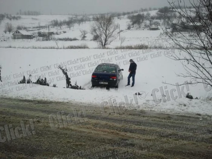 Iarna în România, coşmarul şoferilor, bucuria copiilor.