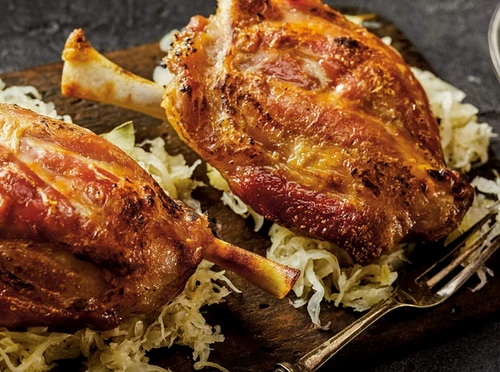 ciolan de porc cu varza murata jpg