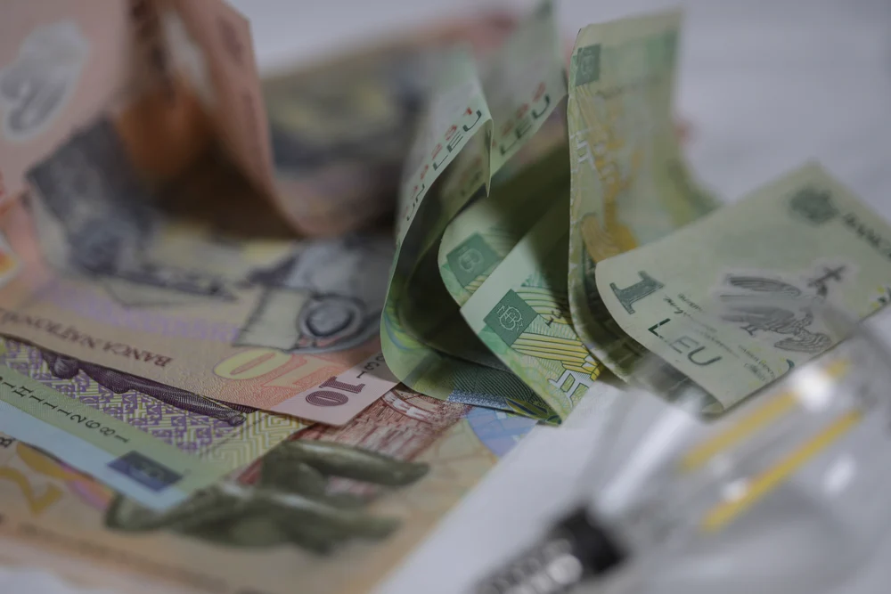 Ce înseamnă „recesiunea tehnică” și de ce România nu resimte încă o criză ca în 2009-2010. Explicațiile profesorului Bogdan Glăvan