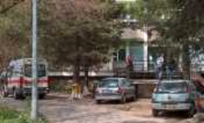 Cearşafurile noi de la spital "aterizează" în dulapul infirmierelor