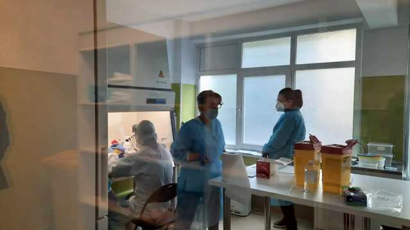 Tânăra a ajuns prea târziu la Spitalul Judeţean Argeş pentru a fi salvată FOTO: arhivă Adevărul