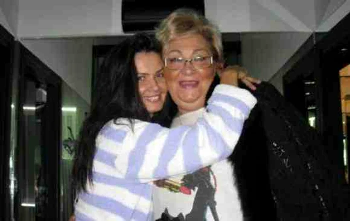 
    Legiști de top sunt de părere că Oana nu va afla nimic din autopsia mamei eiFoto: Arhiva personală  