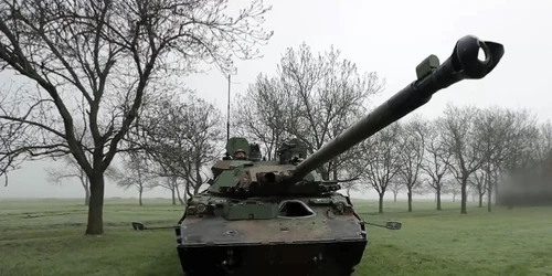 Tanc AMX livrat de Franta Ucrainei FOTO Twitter @oleksiireznikov jpg