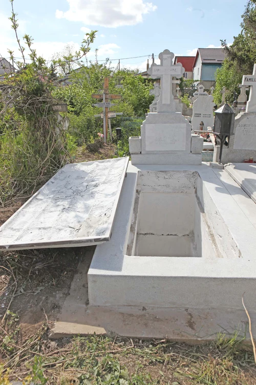 Răzvan Ciobanu își va dormi somnul de veci în cavoul familiei