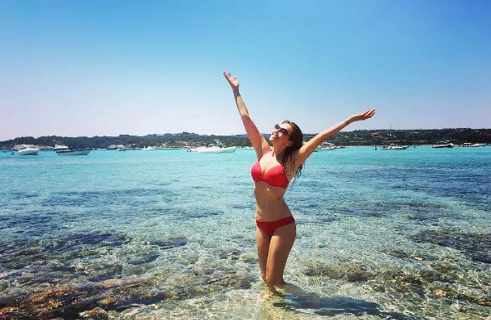 Thalia arată ca o adolescentă