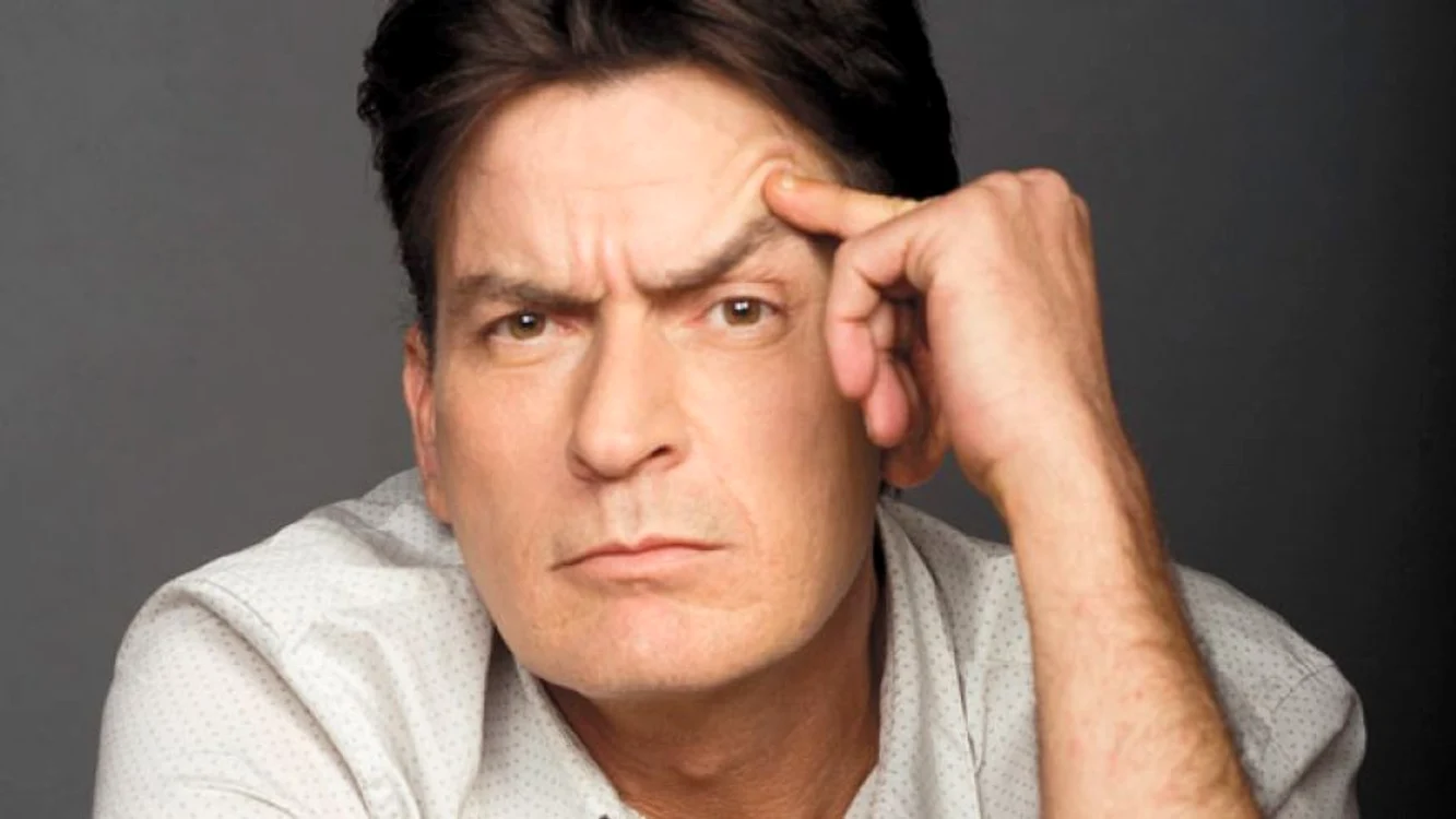 
    Charlie Sheen a fost căsătorit de trei orifoto: Arhiva personală  