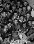 Carisma lui Hitler: mit sau realitate? jpeg
