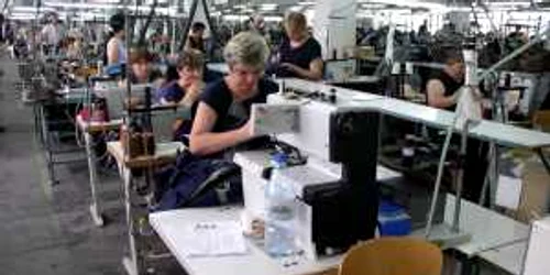 În confecţii, prin ore suplimentare, salariile pot depăşi 1.000 de lei