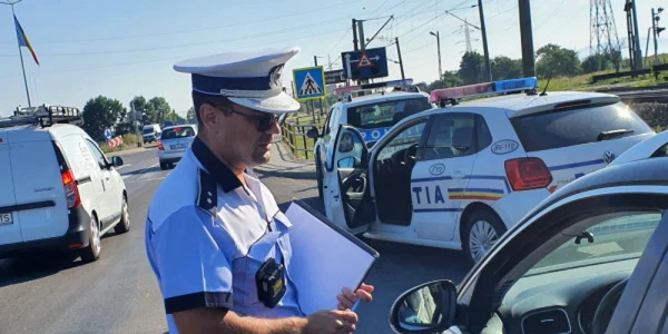 Zece modificări în Codul Rutier care te lasă pieton FOTO Ioan Buciumar