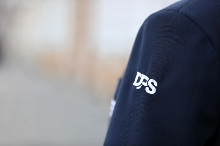 Uniforme noi pentru personalul de pază FOTO CJ Timiș