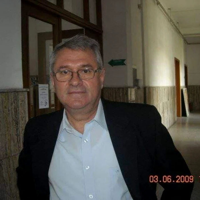 profesor marin toloşi