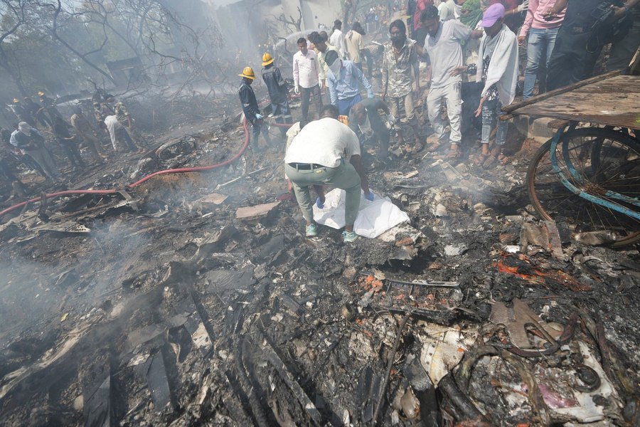 Eroarea care a dus la tragedia aviatică din India. Ce s-a întâmplat cu motoarele înainte de prăbușire
