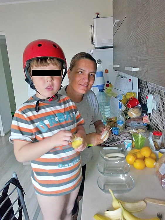 
    †Daniel Floroiu  