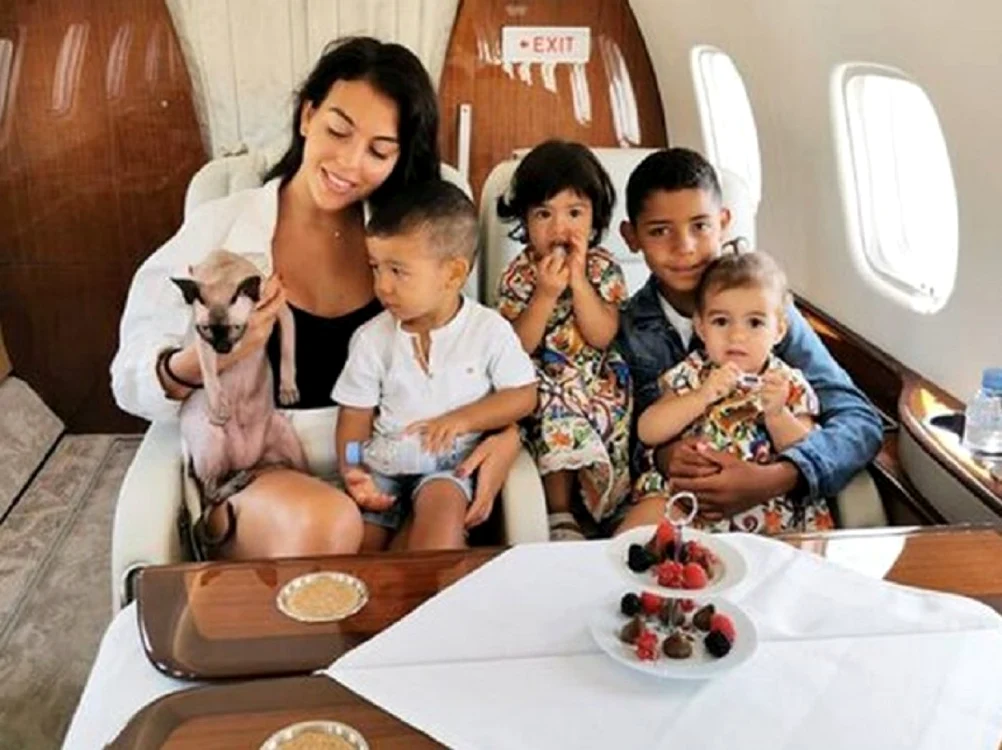 Recent, Georgina Rodriguez şi Cristiano Ronaldo au anunţat că vor deveni din nou părinţi, Foto: Arhivă